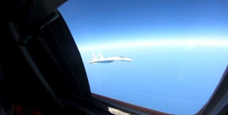 Rus keşif uçağı, Karadeniz üzerinde 5 saatlik uçuş yaptı