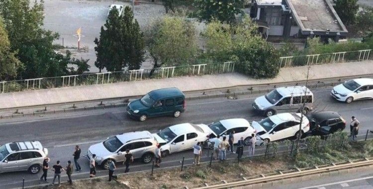Bursa'da zincirleme kazada 7 araç birbirine girdi