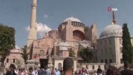 Ayasofya’da cuma namazına yoğun katılım