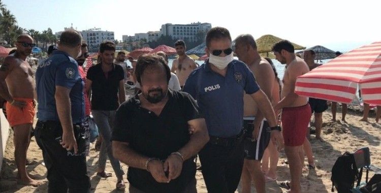 Kuşadası'nda dünyaca ünlü plajda skandal olay