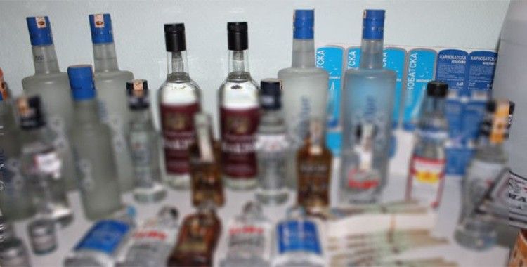Beyoğlu'nda kaçak alkol operasyonu