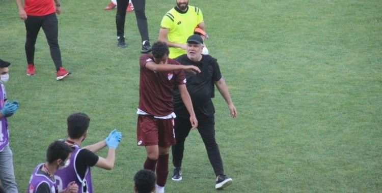Elazığspor Teknik Direktörü Levent Eriş istifa etti