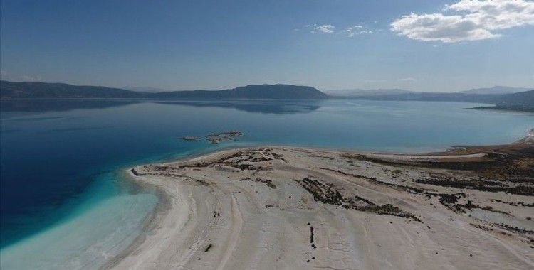 Salda'nın 'Beyaz Adalar' bölgesinde göle ve plaja giriş yasaklandı