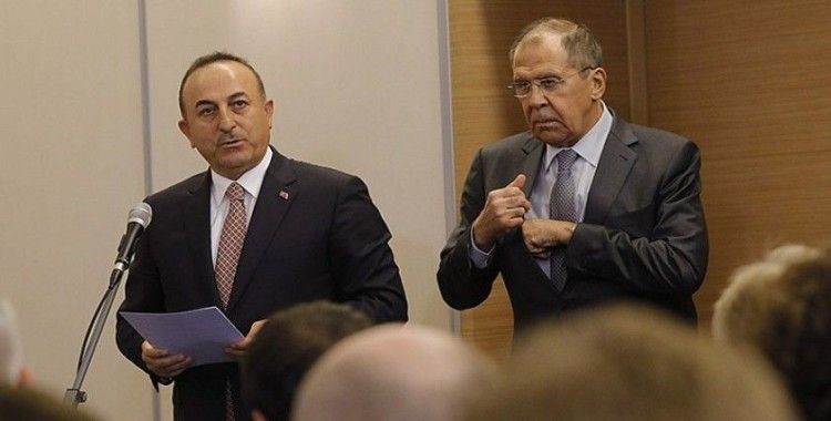 Çavuşoğlu ve Lavrov Ermenistan'ın ateşkes ihlallerini görüştü