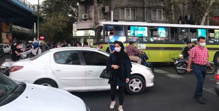 İran'da Kovid-19 tedbirleri kapsamında 5 büyük kente giriş-çıkış yasağı