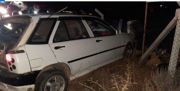 Isparta'da otomobil TIR'a çarptı: 1 ölü