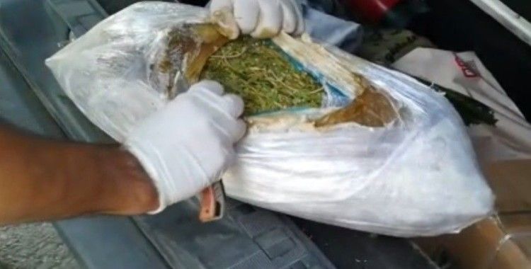 Elazığ'da kıyafete zulalanan uyuşturucu ele geçirildi, 1 gözaltı
