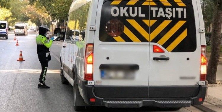 Konya'da 22 araç ve sürücüye 8 bin 636 lira ceza