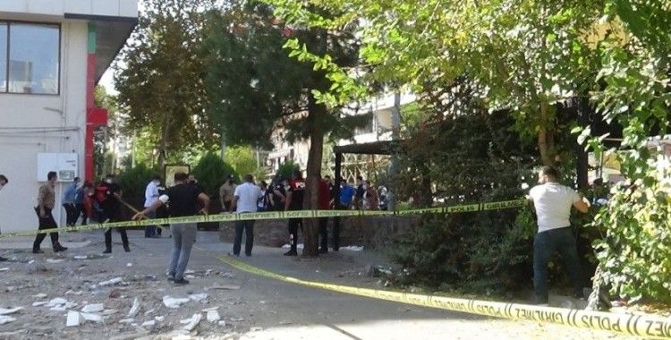 Diyarbakır'da 'namus' cinayeti: Ablasını öldürüp polise teslim oldu