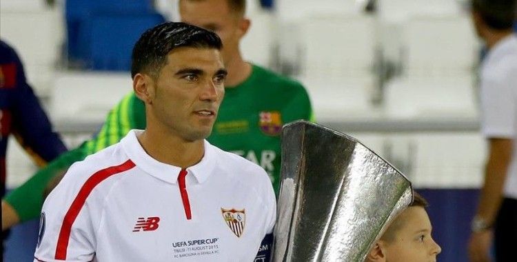 UEFA Avrupa Ligi'nde en çok kupa kaldıran futbolcu Reyes