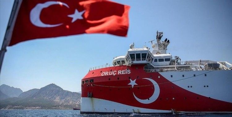 Oruç Reis'in Doğu Akdeniz'deki çalışma süresi 27 Ekim'e kadar uzatıldı