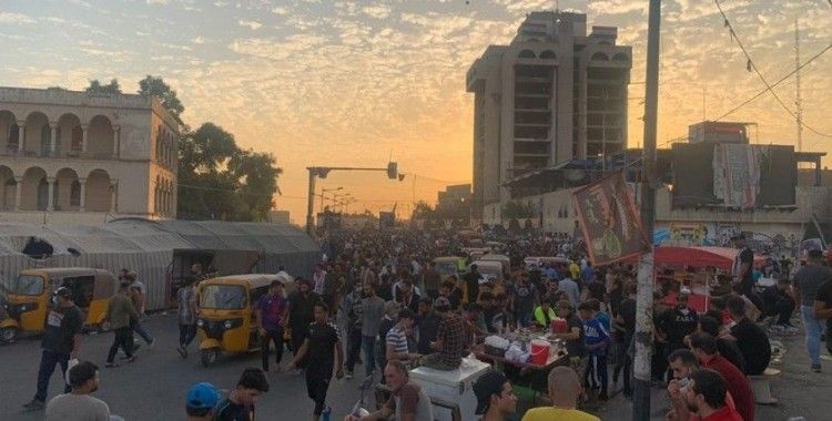 Irak’taki protestolarda şiddet olayları artarak devam ediyor