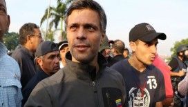 Venezuela'da muhalif lider Leopoldo Lopez, gizlice ülkesinden çıkarak İspanya'ya geldi