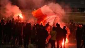 Roma'da aşırı sağcıların salgın tedbirlerine yönelik protestosuna polis müdahale etti