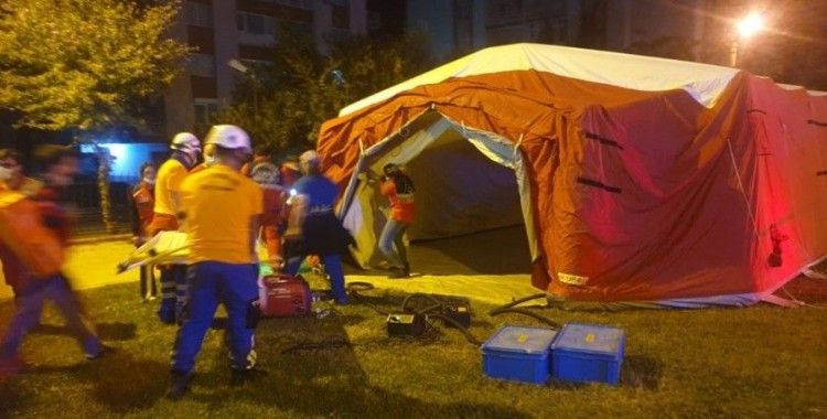 İzmir Valisi Yavuz Selim Köşger, çadır kurulacak alanları açıkladı