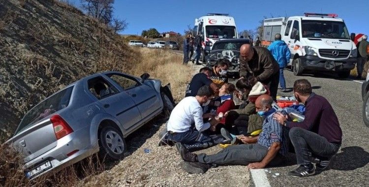 Tunceli'de trafik kazası: 6 yaralı