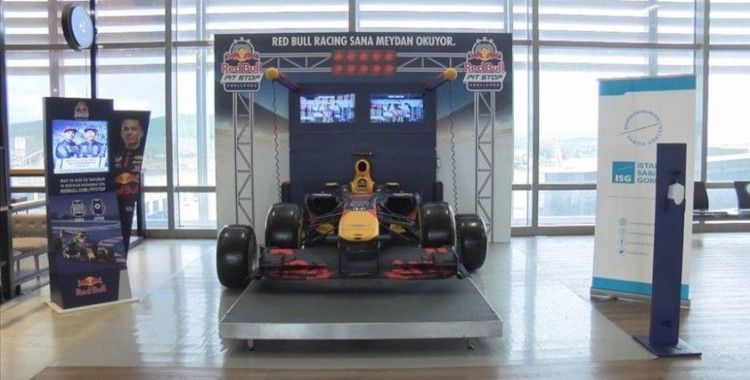 Sabiha Gökçen Havalimanı'nda yolculara Formula 1 sürprizi