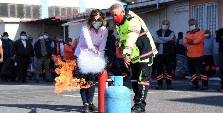 Mersin Büyükşehir Belediye personeline yangın tatbikatı