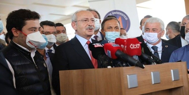 Başkan Böcek’i ziyaret eden Kılıçdaroğlu: “Gülümsedik, sohbet ettik, espri yaptık”