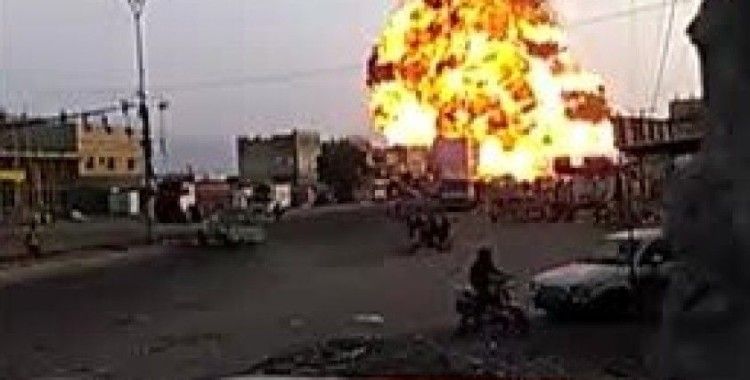 Yemen'de akaryakıt istasyonunda patlama