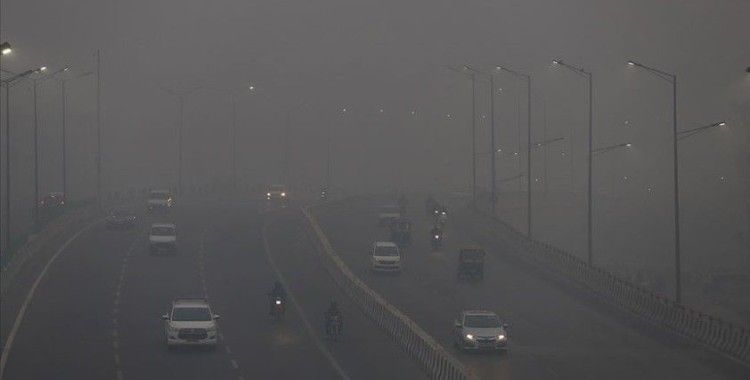 Yeni Delhi'de son 4 yılın en yoğun hava kirliliği