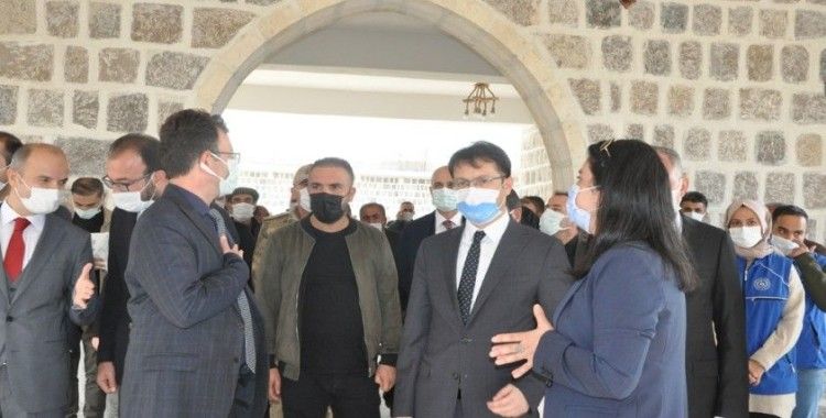 Şırnak'ta teröristlerin yıktığı tarihi yapılar yeniden inşa ediliyor