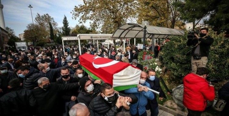Minderin 'altın adamı' Reşit Karabacak Bursa'da son yolcuğuna uğurlandı