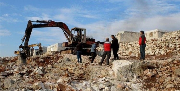 Sadakataşı Derneği, İdlib'de 100 briket evin temelini attı