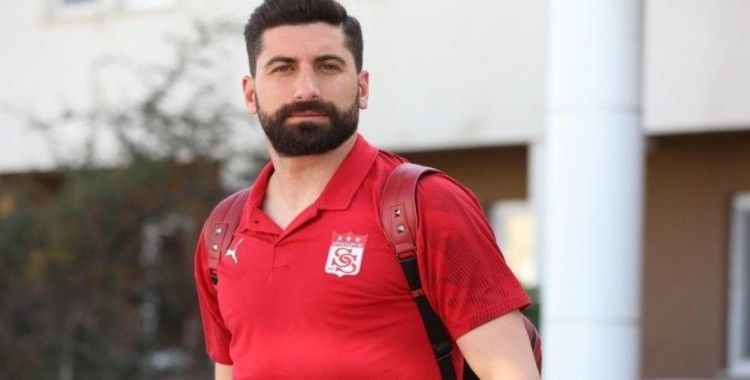 Sivasspor’da kaleci Muammer korona virüse yakalandı