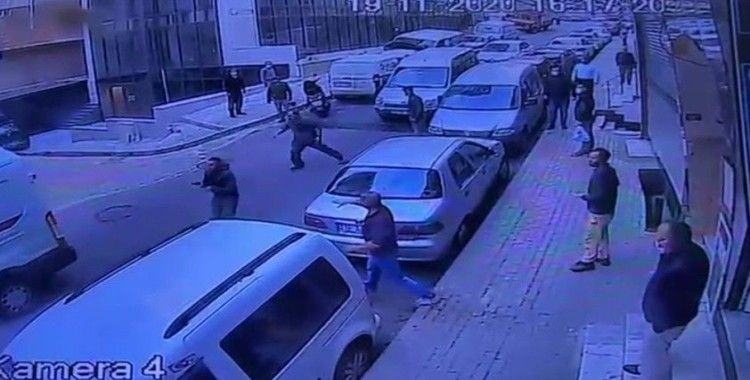İstanbul’da kendisine çarpan sürücüye kurşun yağdıran maganda tutuklandı