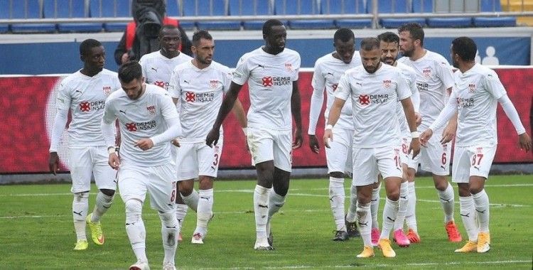 Sivasspor'un deplasmanda bileği bükülmüyor