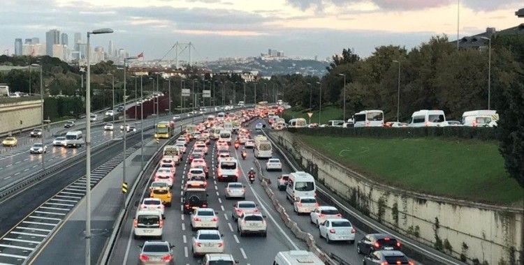 İstanbul'da trafik yoğunluğu yüzde 40'ı aştı
