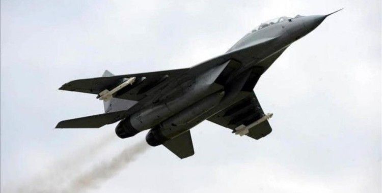 Belarus, Rusya'dan savaş uçakları almaya devam edecek