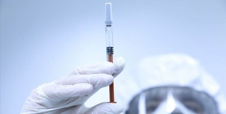 Türkiye kış aylarında iki potansiyel Kovid-19 aşısından 75 milyon doz almayı planlıyor