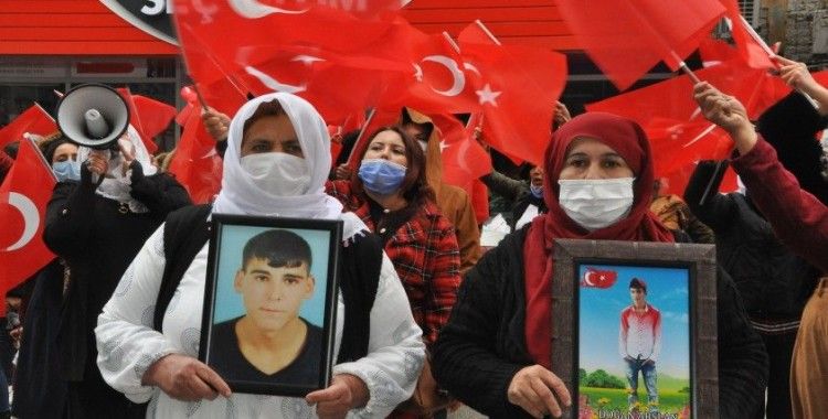 Şırnak anneleri HDP'den hesap sormaya devam ediyor