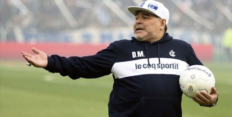 Maradona'nın vefatı İtalyan basınında geniş yer buldu