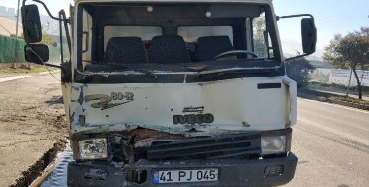 Samsun'da 3 kamyonun karıştığı zincirleme kaza: 2 yaralı
