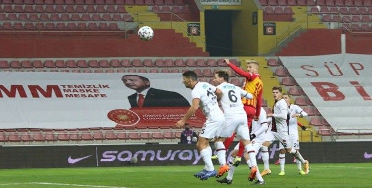 Süper Lig: Hes Kablo Kayserispor: 0 - Fatih Karagümrük: 0 (Maç sonucu)