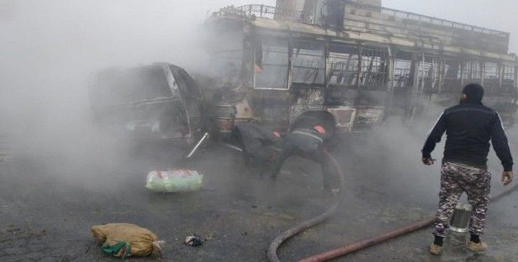 Pakistan'da yolcu otobüsü ile kamyon çarpıştı: 13 ölü, 17 yaralı