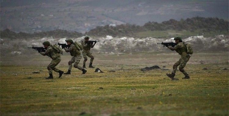 Barış Pınarı bölgesine sızma girişiminde bulunan 4 PKK/YPG'li terörist etkisiz hale getirildi