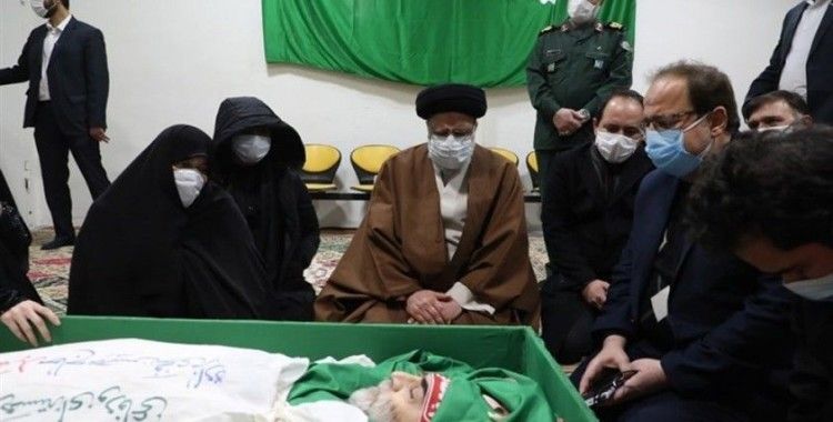İranlı nükleer fizikçinin Fahrizade’nin cenazesi Tahran’da defnedildi