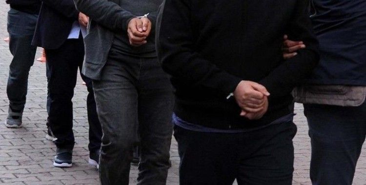 İzmir'de FETÖ operasyonu: 82 kişi hakkında gözaltı kararı