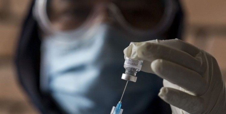 İngiltere, Pfizer ve BioNTech’in aşısını onayladı