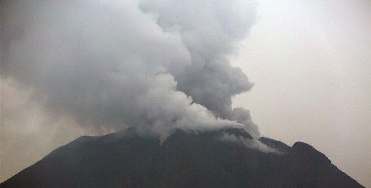Endonezya'da Ili Lewotolok Yanardağı'nda yeni patlama oldu