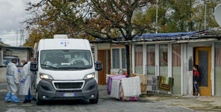 İtalya'da son 24 saatte koronavirüsten 662 ölüm