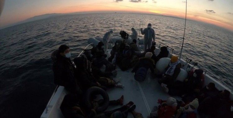 Ege'de Türk kara sularına geri itilen 44 sığınmacı kurtarıldı
