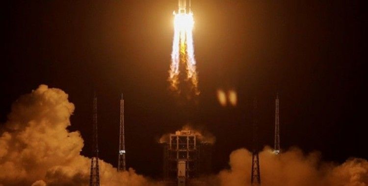 Çin'in Chang'e 5 uzay aracı Dünya'ya döndü
