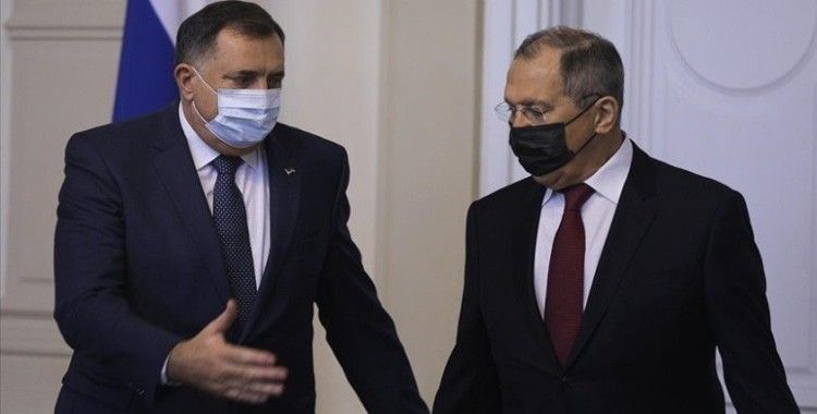 Bosnalı Sırp liderin Lavrov'a hediye ettiği ikona tartışmalara neden oldu