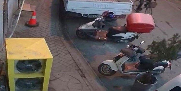 Hırsızlığın böylesi, çaldığı motosikletin yerine bisikletini bıraktı