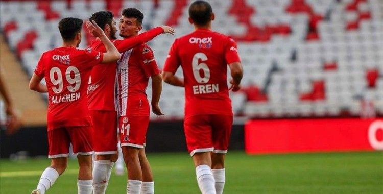 Antalyaspor, Fatih Karagümrük karşısında puan kaybı yaşamak istemiyor